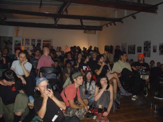 Big thanks to the whole @samitnesvrstanih crew for having us 🫠 Next Yatze screening on September 27 in Brno at @spotbrno 🎲